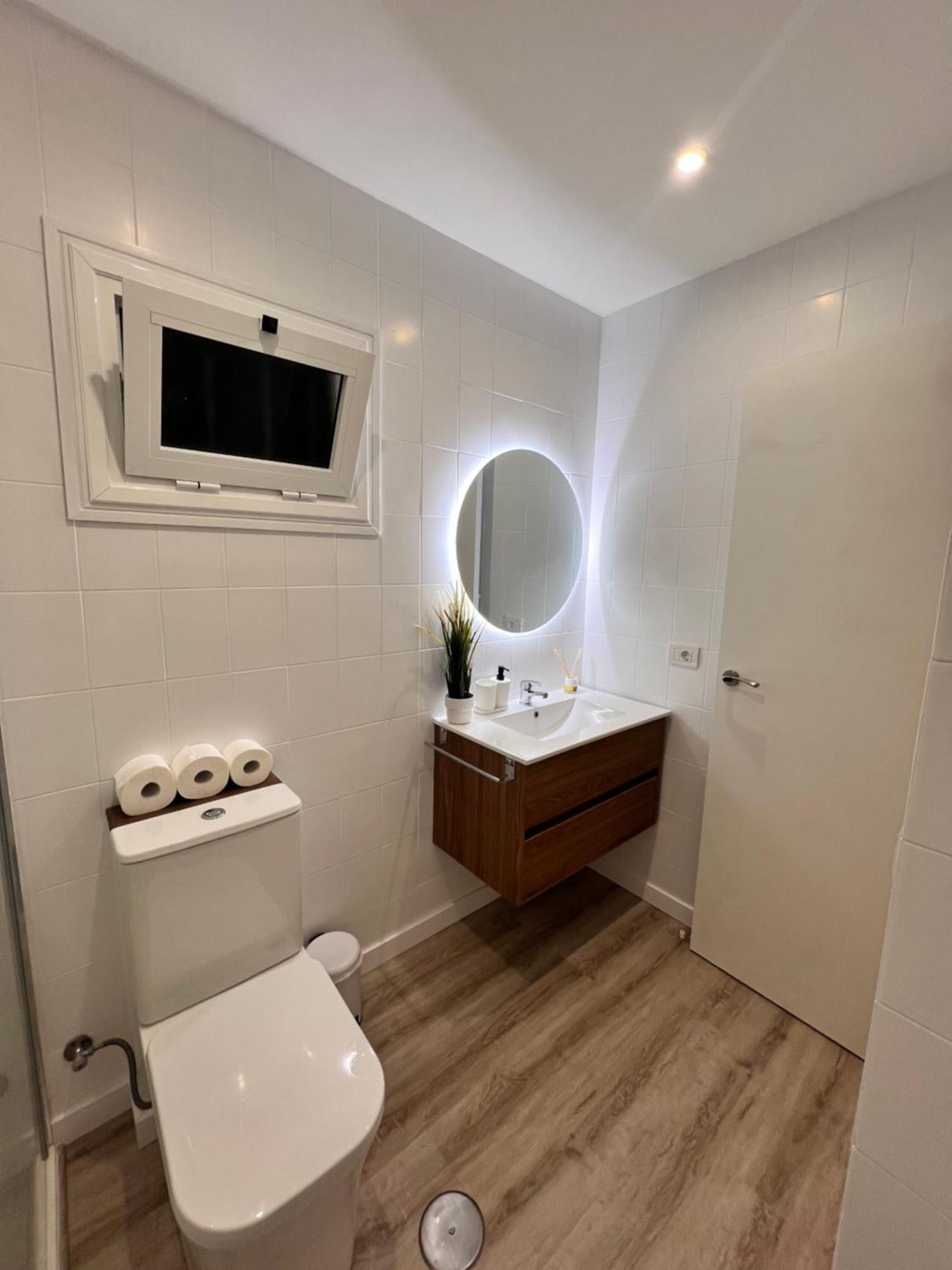 לוס כריסטיאנוס Seaview And Sunset Apartment Los Cristianos מראה חיצוני תמונה