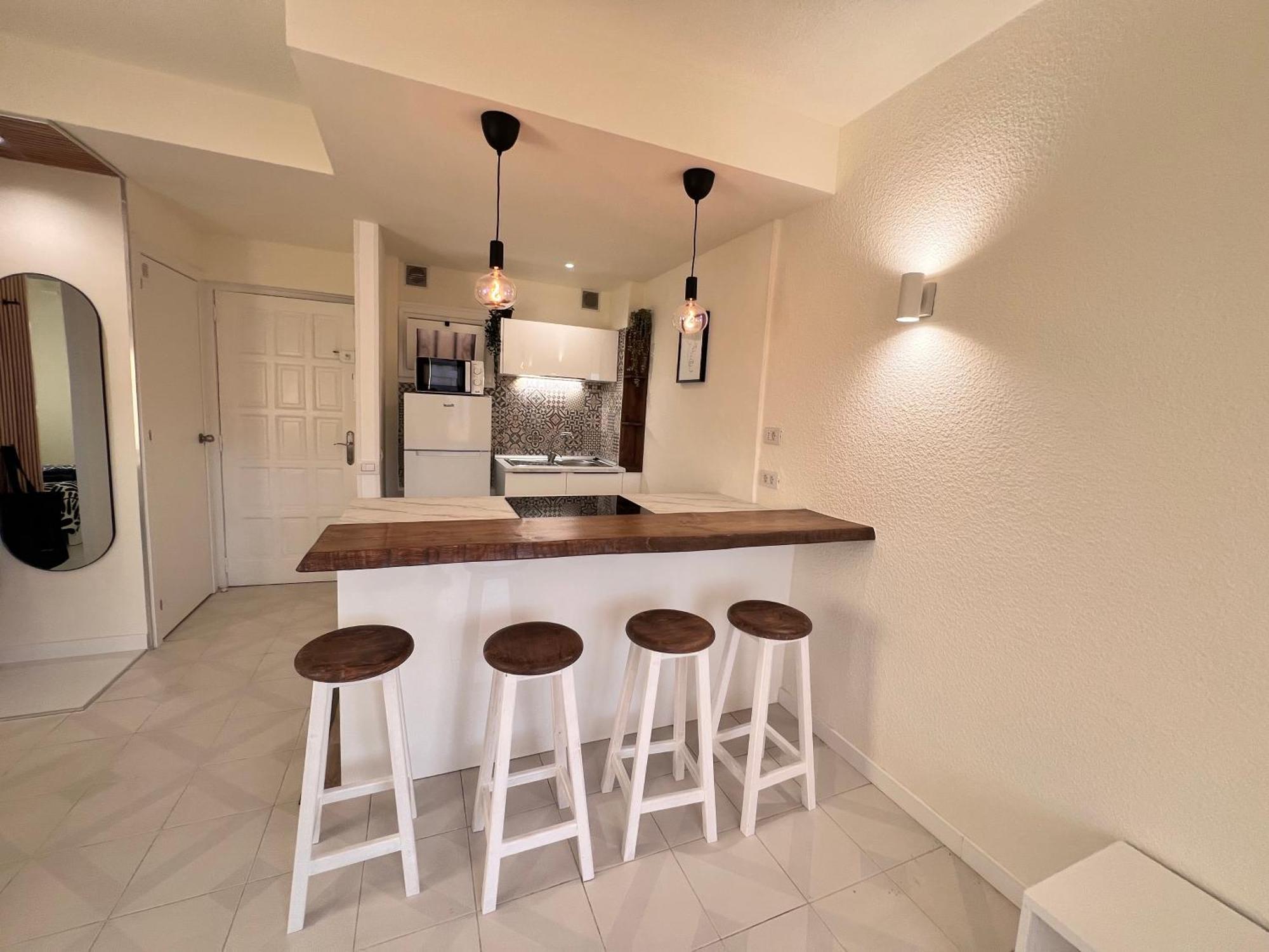 לוס כריסטיאנוס Seaview And Sunset Apartment Los Cristianos מראה חיצוני תמונה