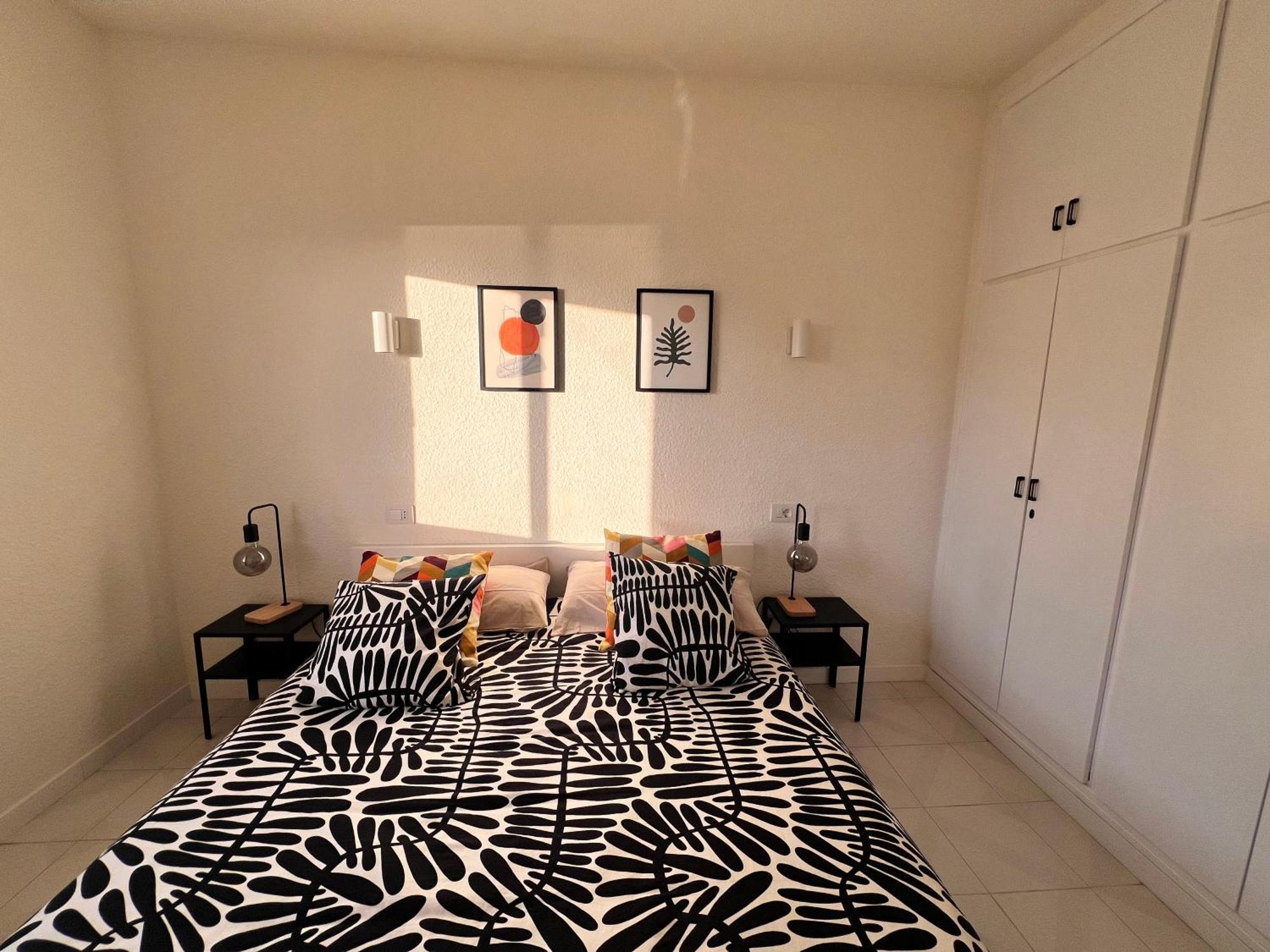 לוס כריסטיאנוס Seaview And Sunset Apartment Los Cristianos מראה חיצוני תמונה